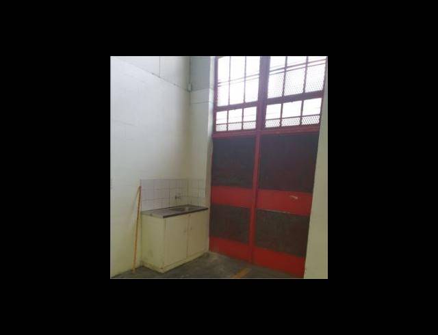 1,632M² WAREHOUSE TO LET IN BELLVILLE SOUTH